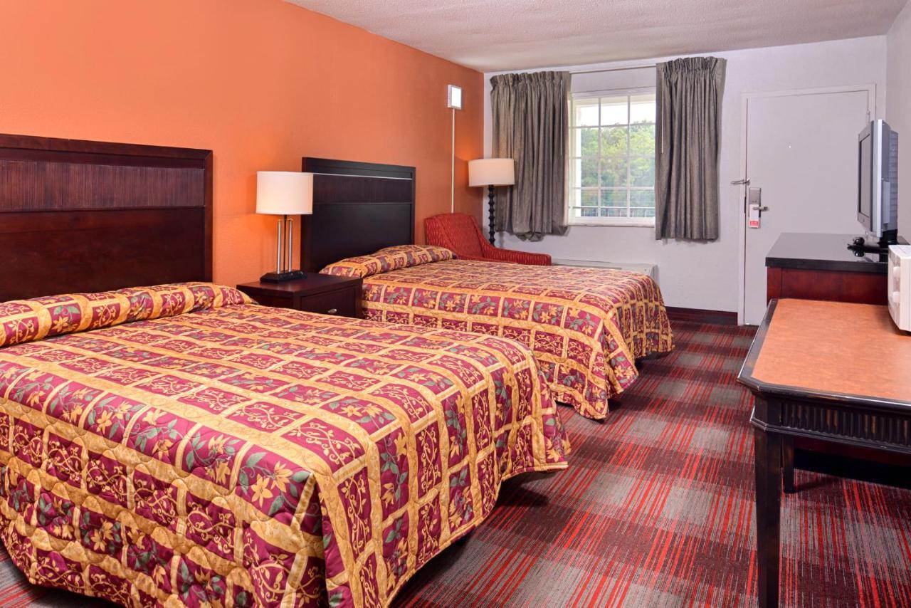 Americas Best Value Inn Richmond South Bellwood Kültér fotó