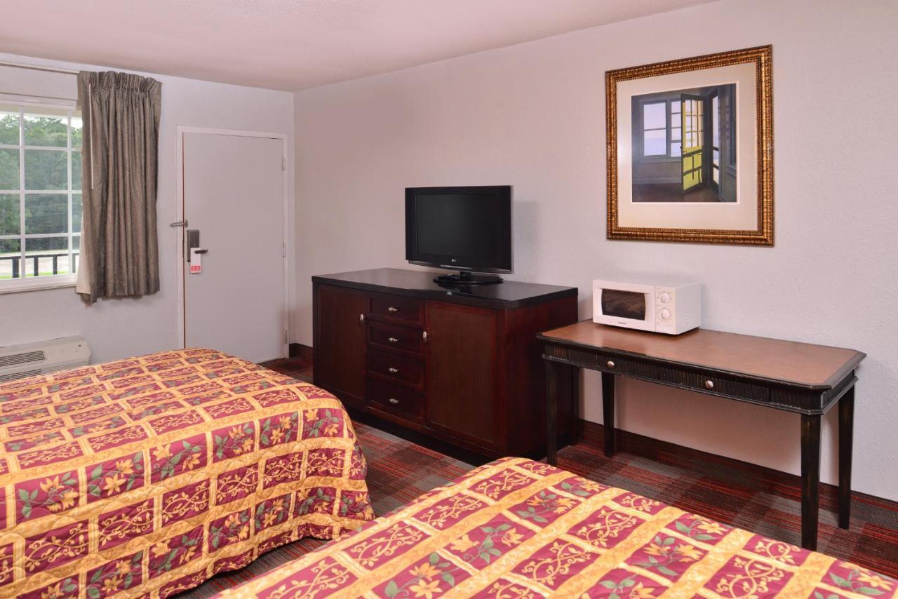 Americas Best Value Inn Richmond South Bellwood Kültér fotó